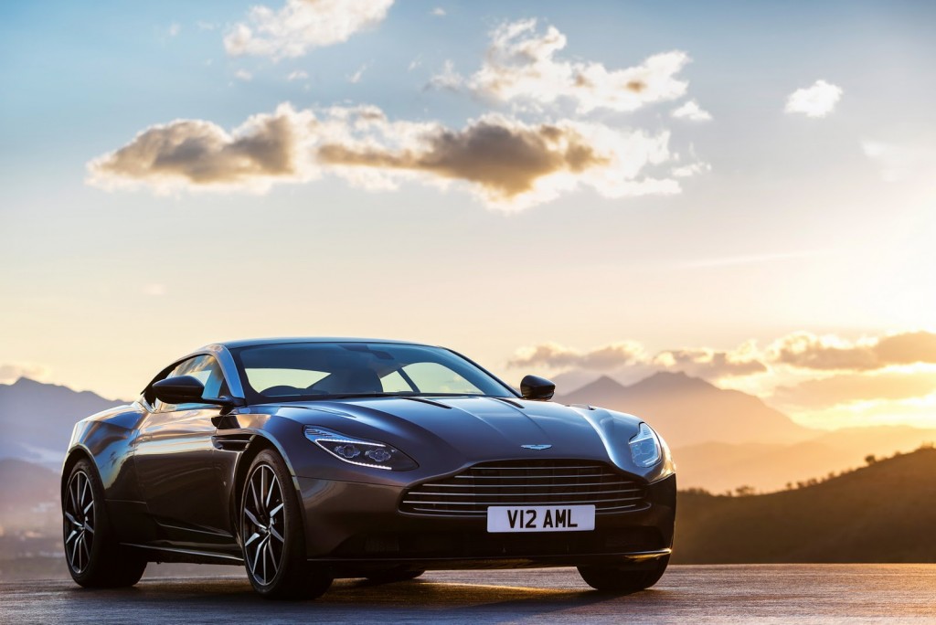 Chinezii de la Geely cumpără 7,6% din acțiunile producătorului de mașini de lux Aston Martin