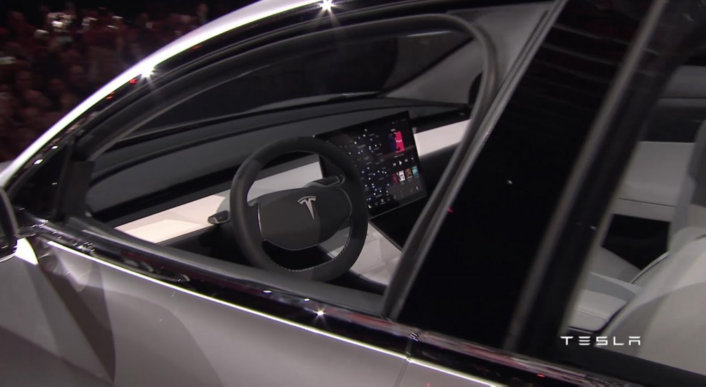 Tesla dezvoltă o nouă versiune a sedanului Model 3, pentru reducerea costurilor de producţie şi creşterea atractivităţii