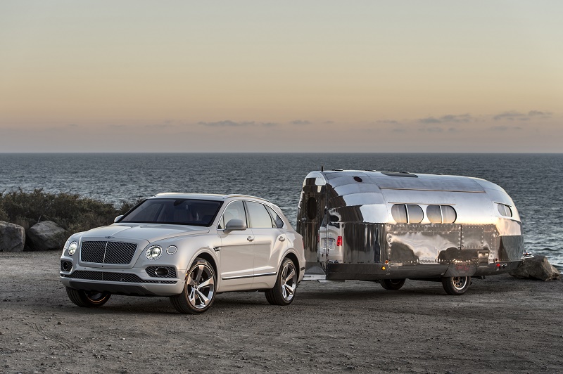Bentley Motors returns to Pebble Beach  with three North-American debuts (1)