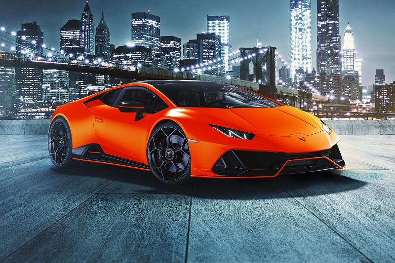 Lamborghini va investi cel puţin 1,8 miliarde de euro pentru electrificarea modelelor, până în 2024