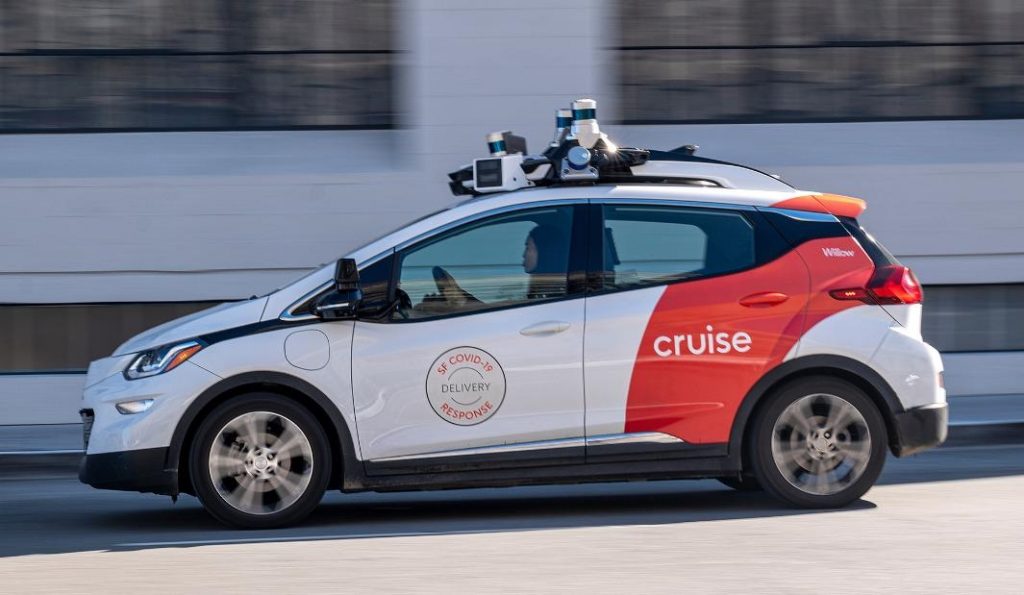 GM renunță la dezvoltarea Cruise, compania sa de robotaxi