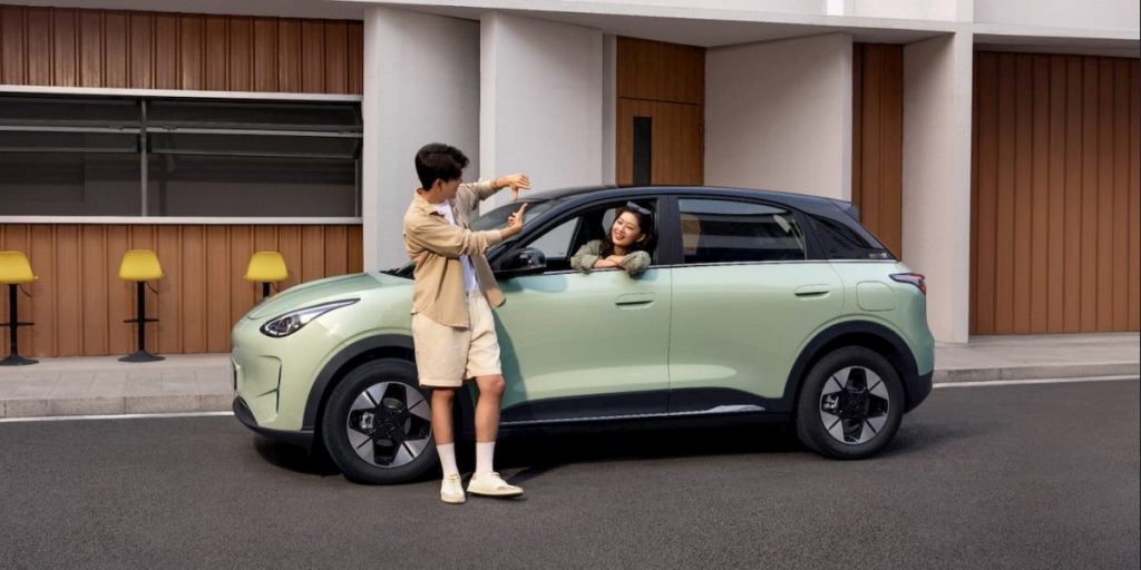 Renault dezvoltă noi vehicule electrice pe o platformă Geely