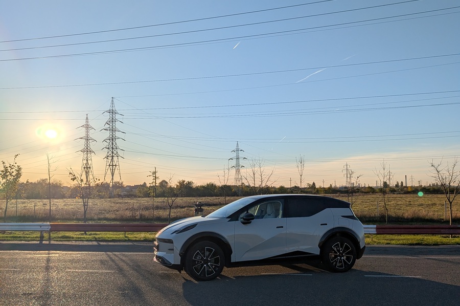 Zeekr X – O Zi cu Compacta Electrică din Viitor pe Drumurile Românești