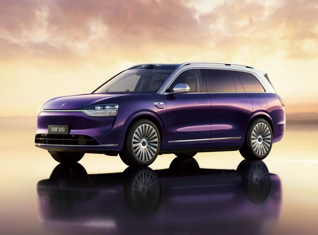 Clasamentul Calității NEV 2025 (J.D. Power): Aito și Tesla domină podiumul, în timp ce BYD stagnează sub medie